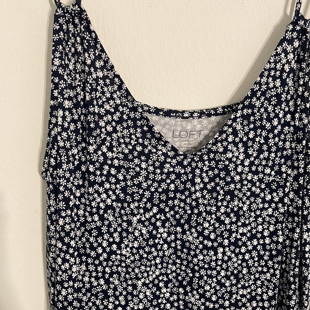 LOFT Blue Floral Tank - Picture 3 of 4